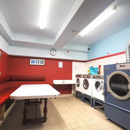 شباب بيغاسوس * برلين