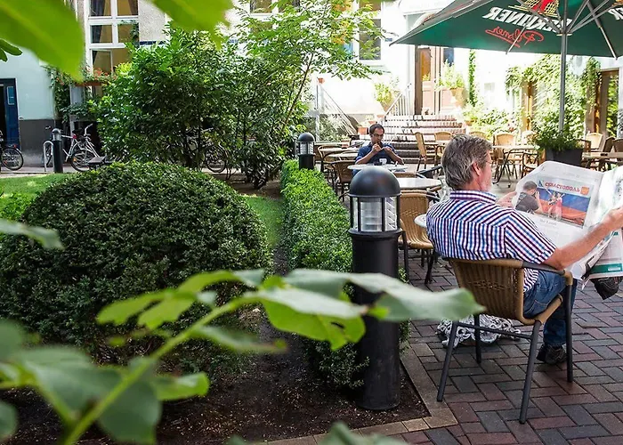 柏林飞马酒店 旅馆 *